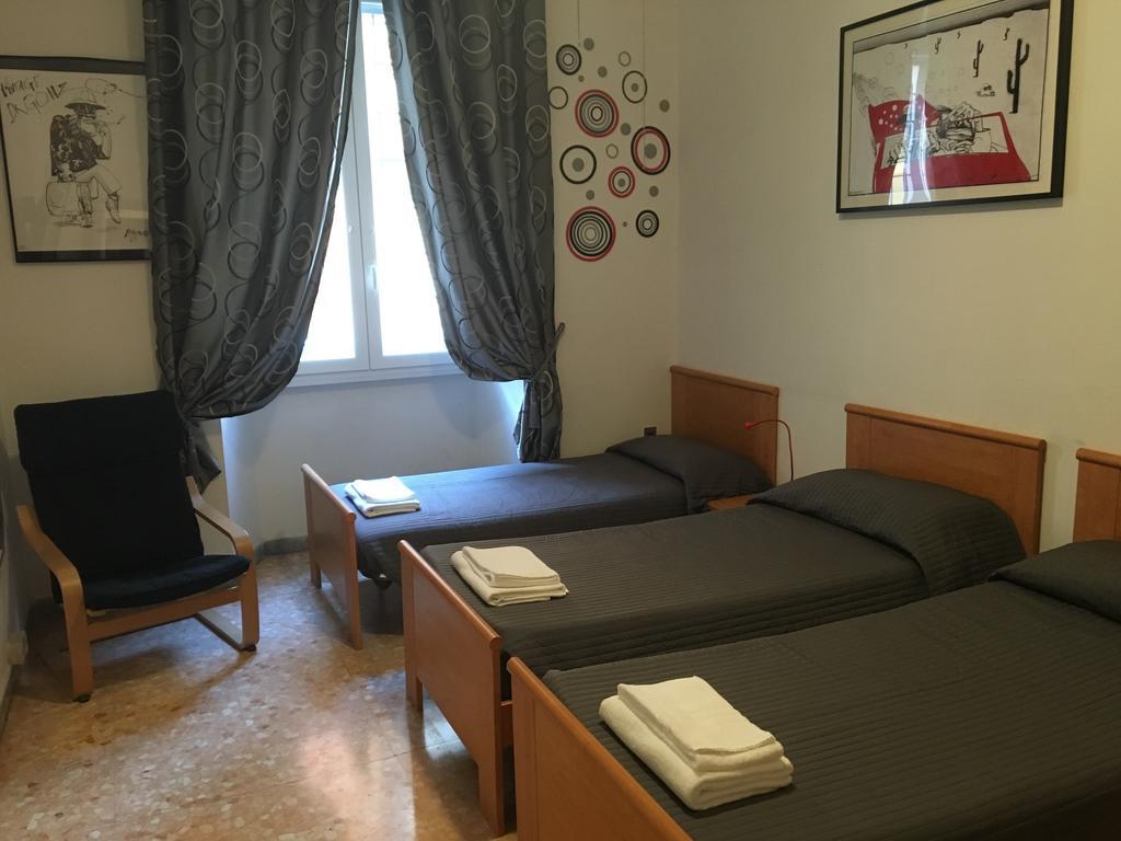 Delightful Apartment 100 Meters From The Colosseum Esterno foto